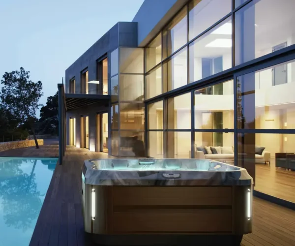 Jacuzzi® modèle J-332